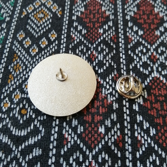 📍2/20$ Starpugs Coffee Enamel Pin NWOT - Picture 5 of 6